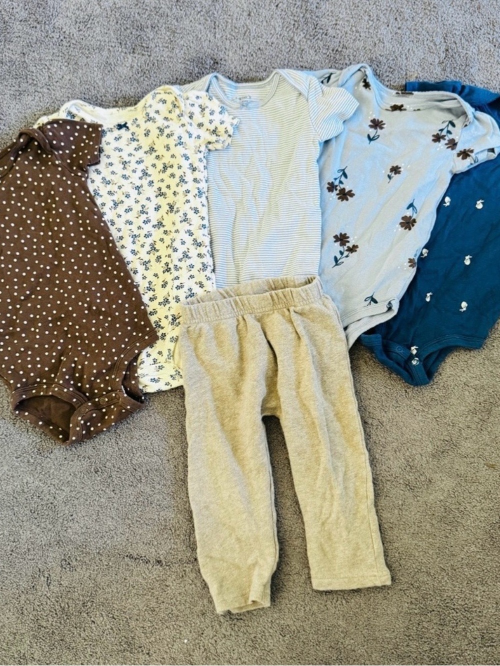 Carter's | Bodysuit Set